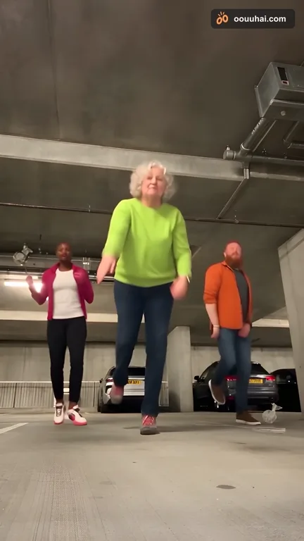 Tres personas generadas con IA bailando la Skepta Rap Dance en un estacionamiento subterráneo